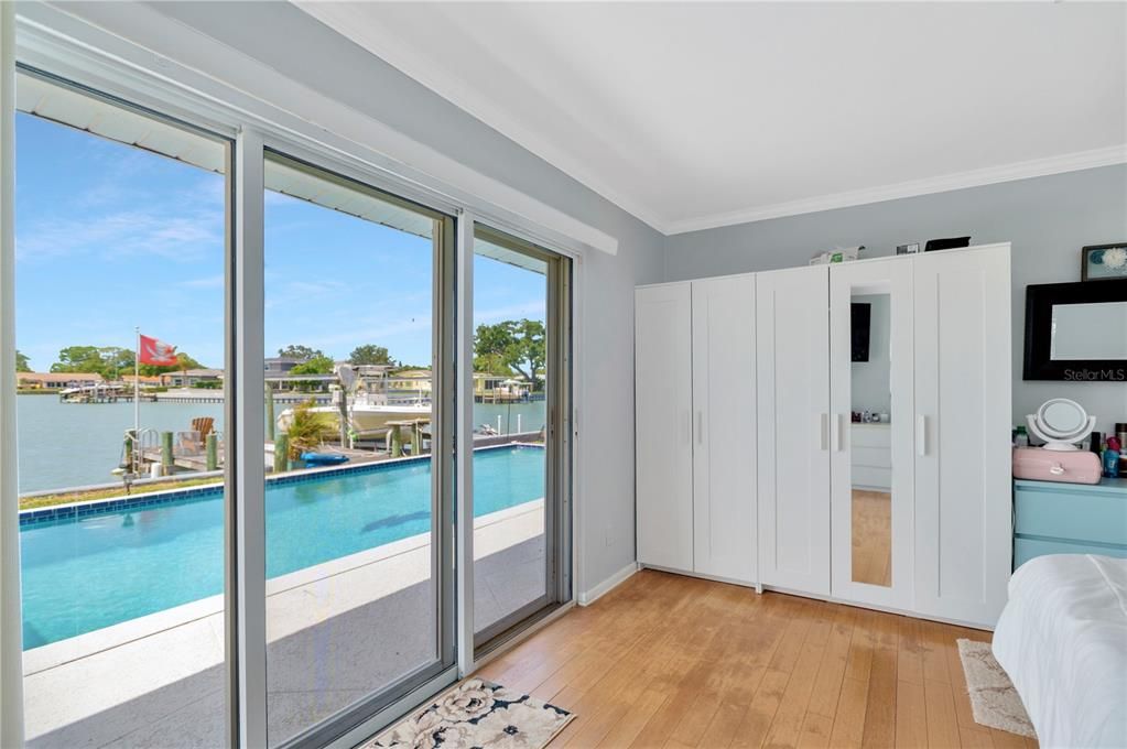 Recently Sold: $1,350,000 (3 beds, 2 baths, 1970 Square Feet)