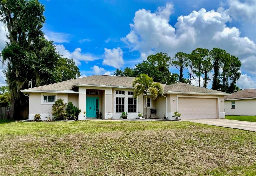 Vendido Recientemente: $315,000 (3 camas, 2 baños, 2078 Pies cuadrados)