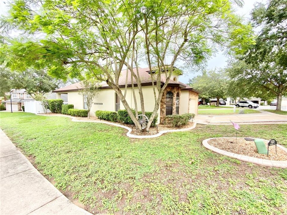Recently Sold: $269,900 (3 beds, 2 baths, 1461 Square Feet)