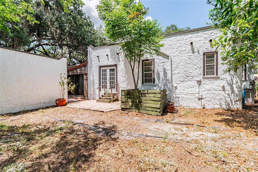 Recently Sold: $265,000 (3 beds, 2 baths, 1567 Square Feet)
