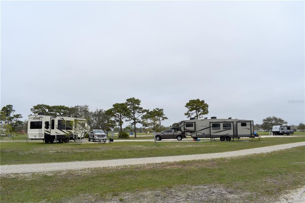 Holley By the Sea Club -Camping / Pavilions