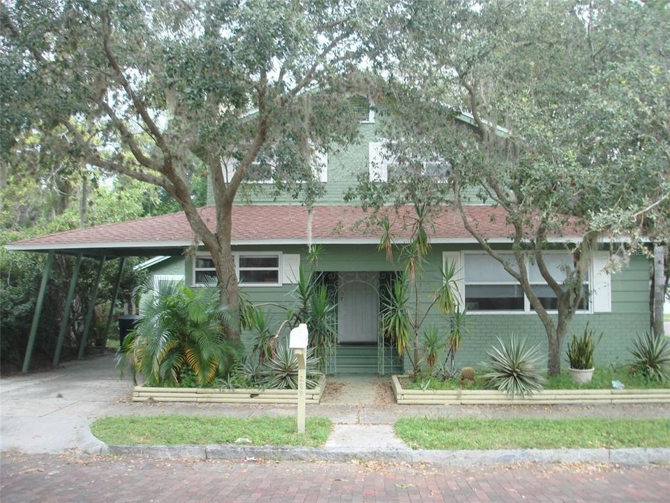 Recently Rented: $2,500 (3 beds, 2 baths, 1778 Square Feet)