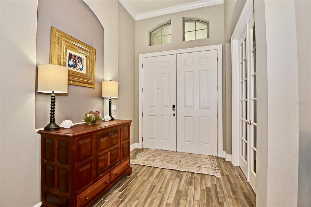 Stunning double door entry into the foyer.