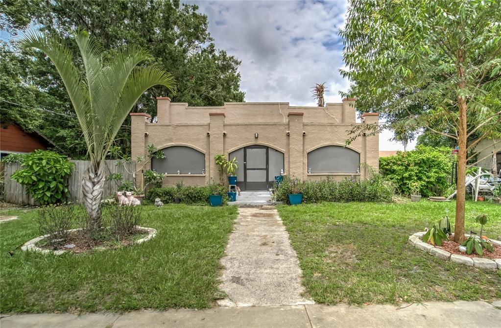 Recently Sold: $225,000 (4 beds, 2 baths, 1551 Square Feet)