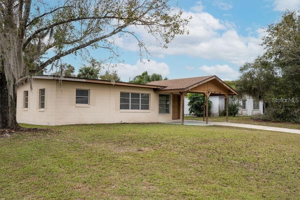 Recently Sold: $125,000 (3 beds, 1 baths, 888 Square Feet)