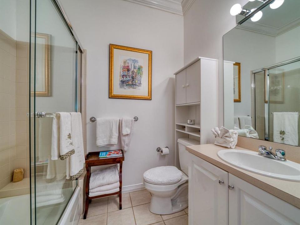 最近售出: $2,999,995 (3 贝兹, 3 浴室, 3142 平方英尺)