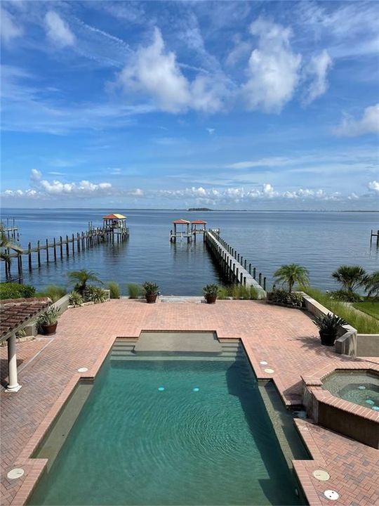 Recently Sold: $2,750,000 (5 beds, 5 baths, 7434 Square Feet)