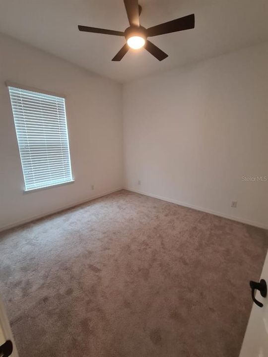 Recently Rented: $2,190 (3 beds, 2 baths, 1986 Square Feet)