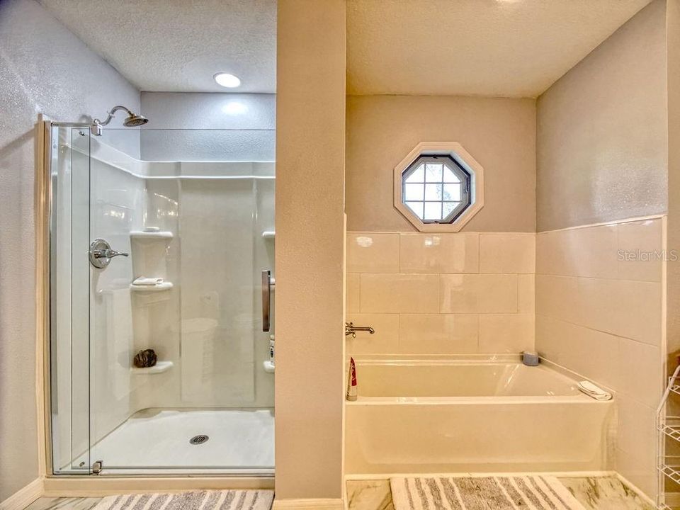 最近售出: $374,900 (3 贝兹, 2 浴室, 1606 平方英尺)
