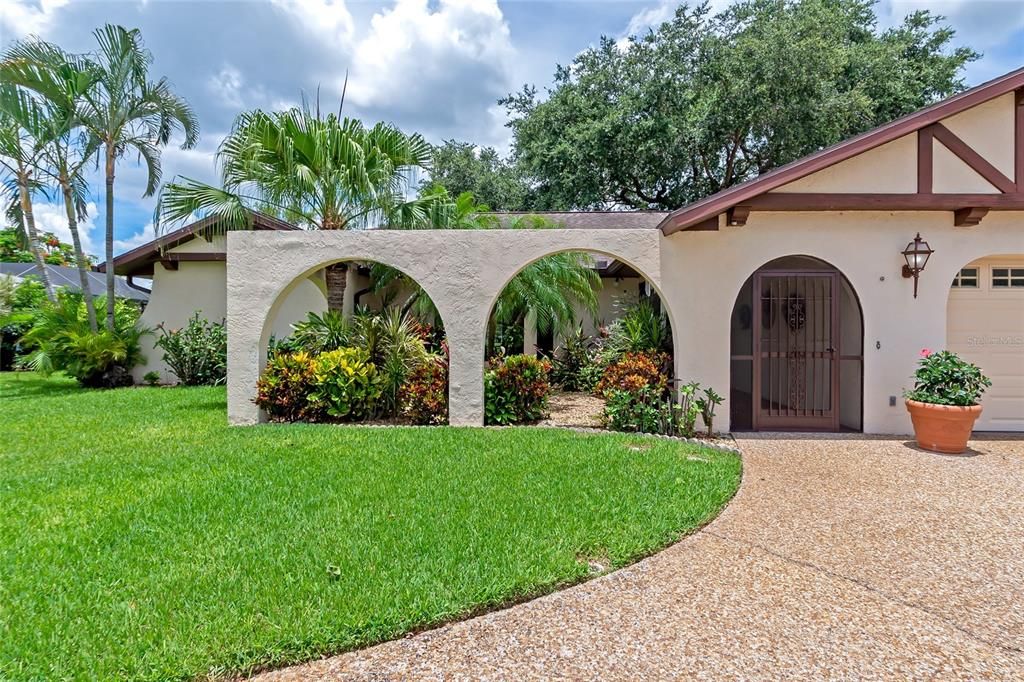 Recently Sold: $399,000 (3 beds, 2 baths, 1711 Square Feet)