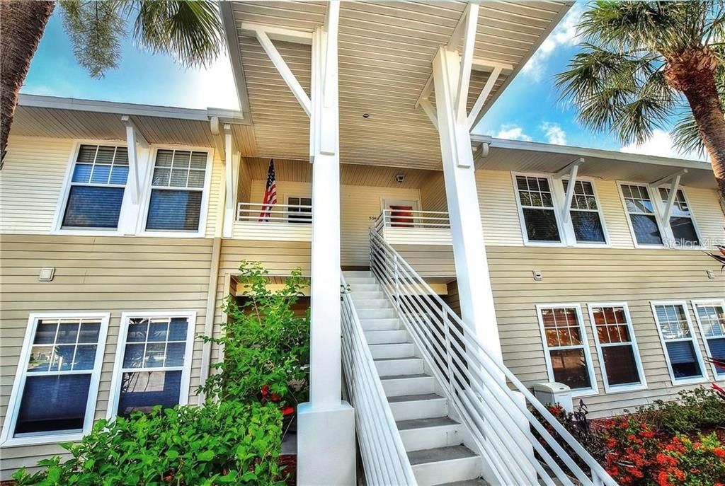 Recently Sold: $120,000 (2 beds, 2 baths, 1053 Square Feet)