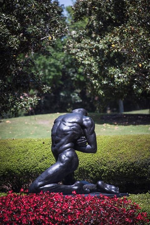 Post Modern Man (1964), represents the struggle of the individual after the effects of the Modern Age by Eric Goulder, poised at the turn from Isleworth Country Club Drive to Payne Stewart Drive.