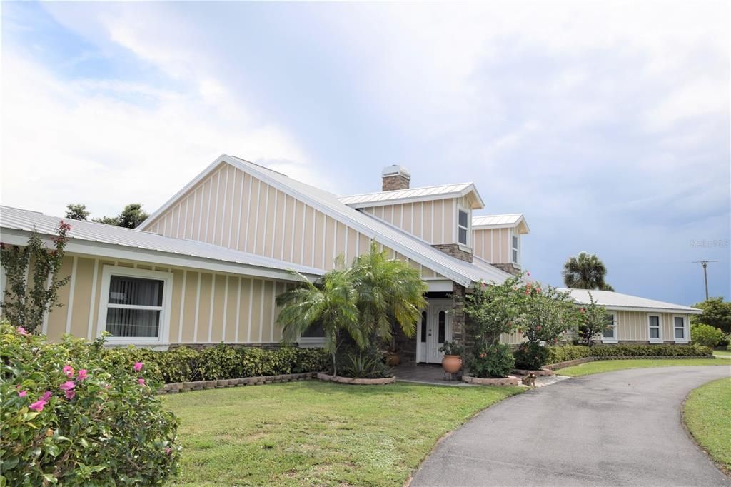 Recently Sold: $750,000 (5 beds, 5 baths, 4220 Square Feet)