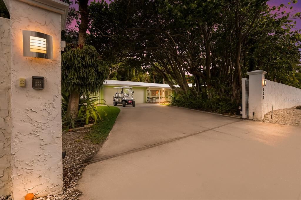 Recently Sold: $1,099,000 (3 beds, 2 baths, 2328 Square Feet)