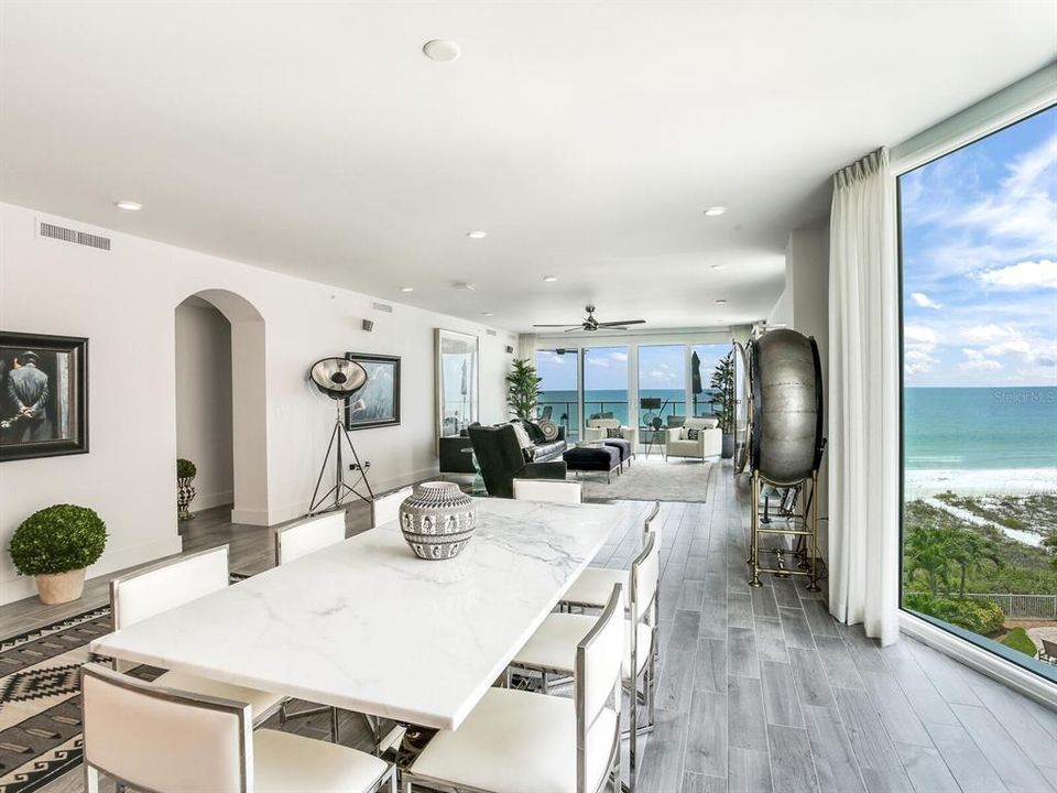 Recently Sold: $3,550,000 (4 beds, 3 baths, 3620 Square Feet)