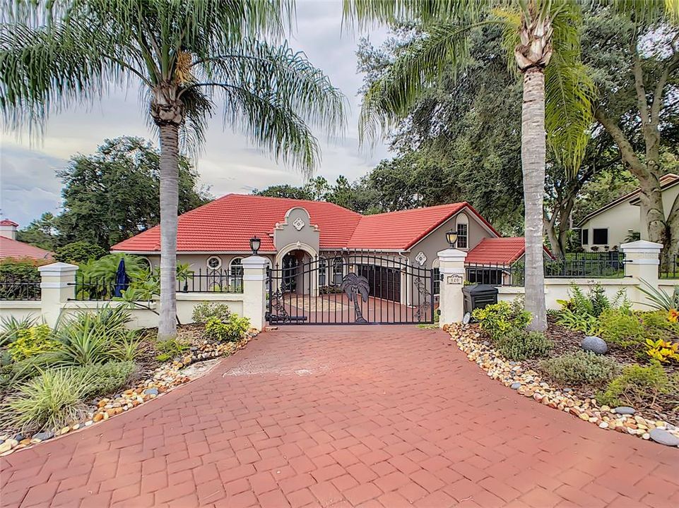 Gorgeous Curb Appeal Private Gate Entry
