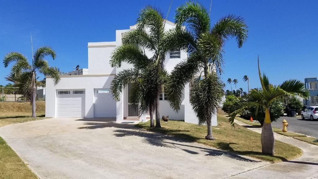 Vendido Recientemente: $350,000 (4 camas, 2 baños, 0 Pies cuadrados)