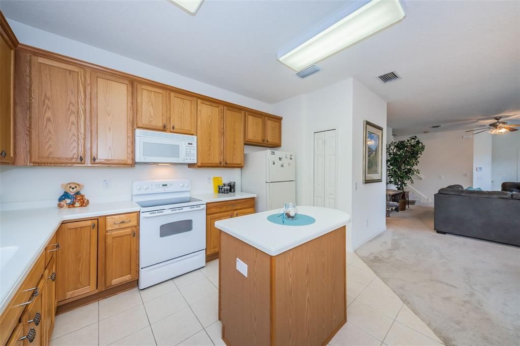 Recently Sold: $260,000 (3 beds, 2 baths, 1768 Square Feet)