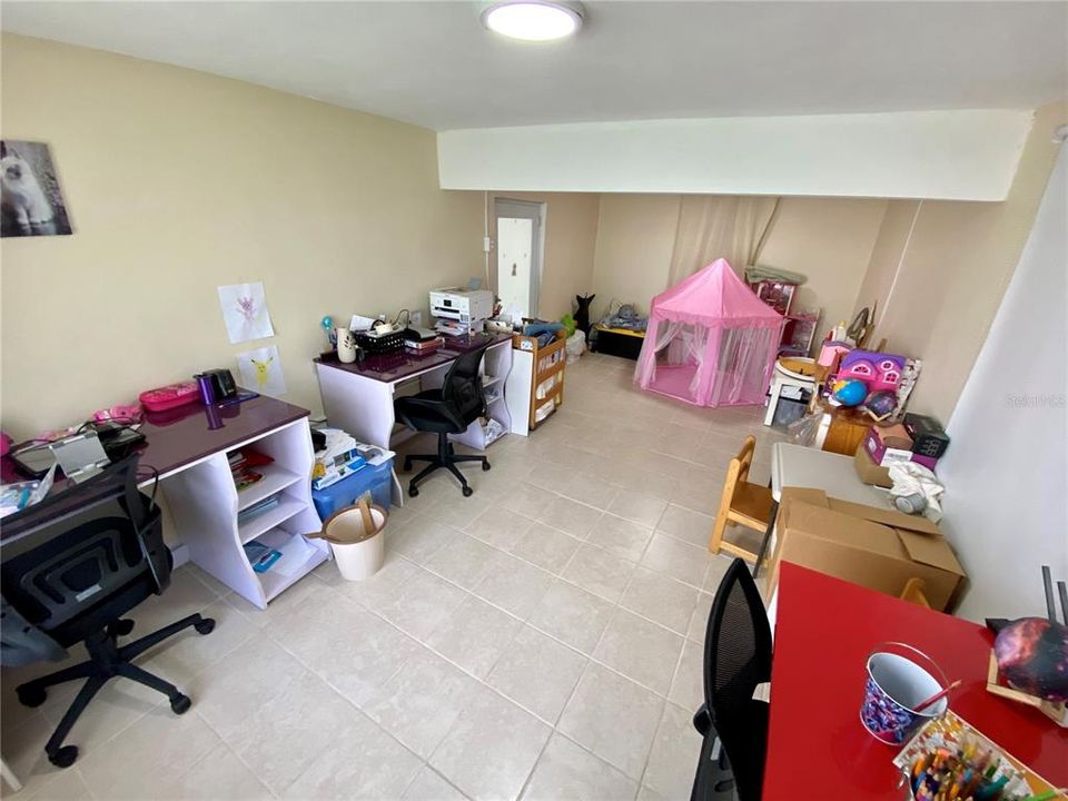 Vendido Recientemente: $126,000 (3 camas, 2 baños, 1088 Pies cuadrados)