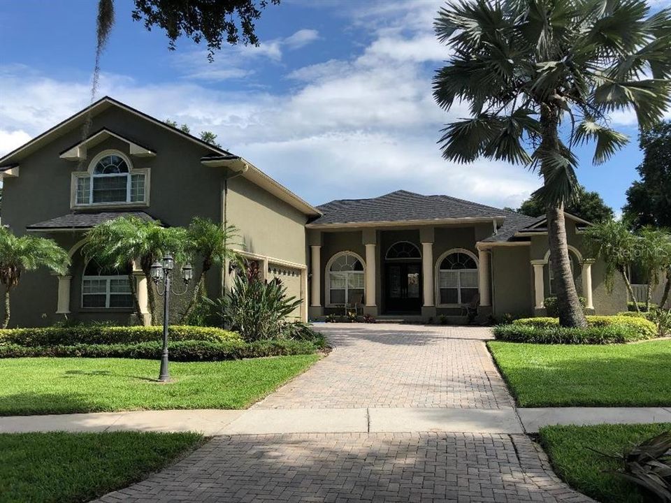 Recently Sold: $550,000 (5 beds, 4 baths, 3639 Square Feet)