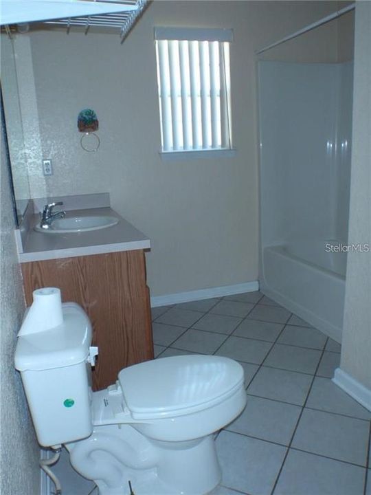 最近租的: $1,800 (4 贝兹, 2 浴室, 1700 平方英尺)