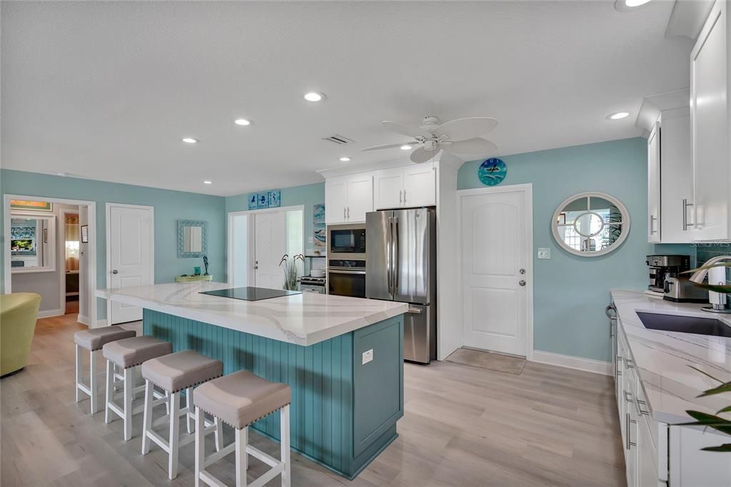 Recently Sold: $1,295,000 (3 beds, 2 baths, 1858 Square Feet)