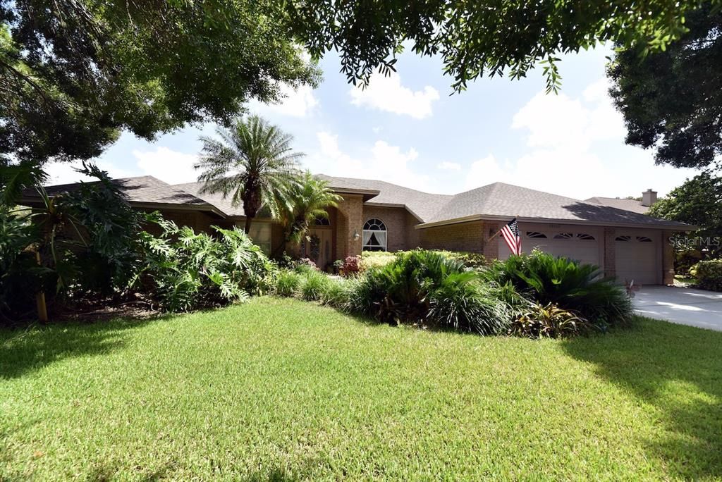 Recently Sold: $525,000 (4 beds, 2 baths, 2019 Square Feet)