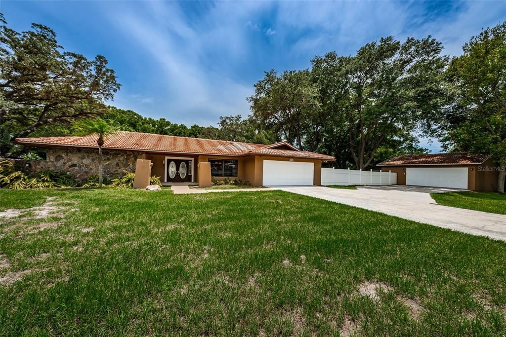 Recently Sold: $795,000 (5 beds, 3 baths, 4018 Square Feet)