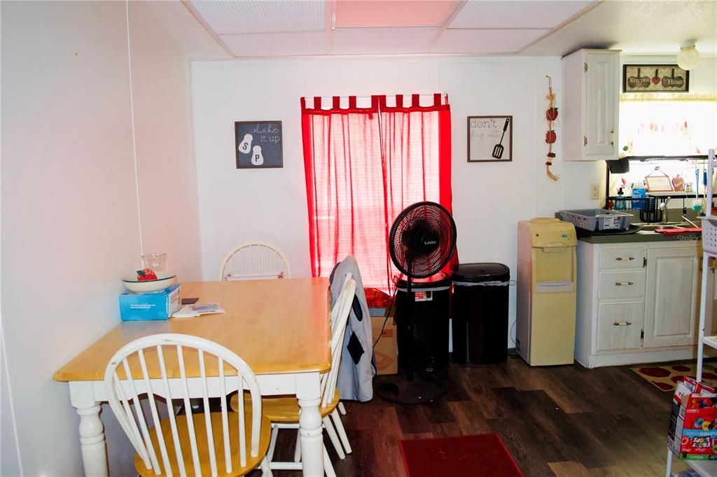 Recently Sold: $150,000 (2 beds, 2 baths, 1080 Square Feet)
