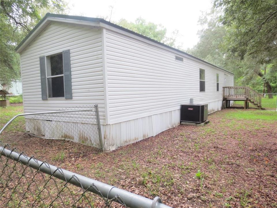 Recently Sold: $35,900 (2 beds, 2 baths, 924 Square Feet)