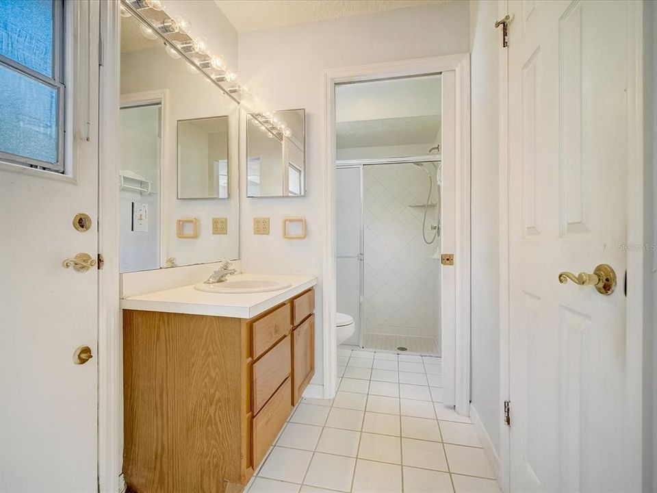 最近售出: $359,000 (3 贝兹, 2 浴室, 1388 平方英尺)