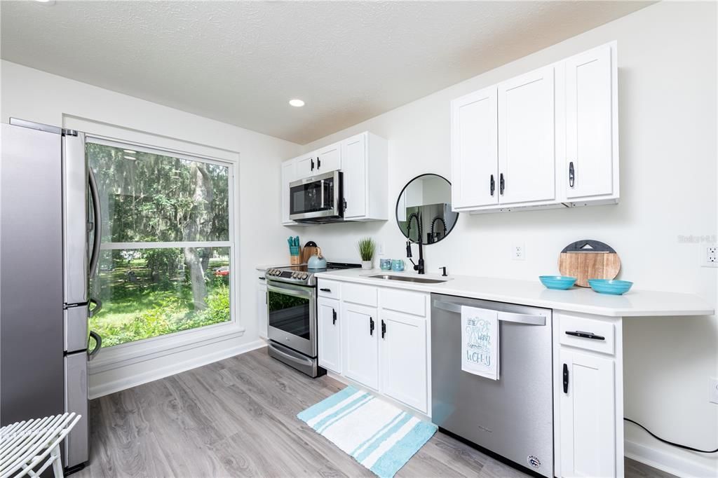 Recently Sold: $475,000 (3 beds, 2 baths, 2624 Square Feet)