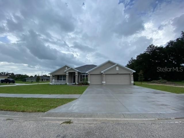 Recently Sold: $293,000 (4 beds, 3 baths, 2500 Square Feet)