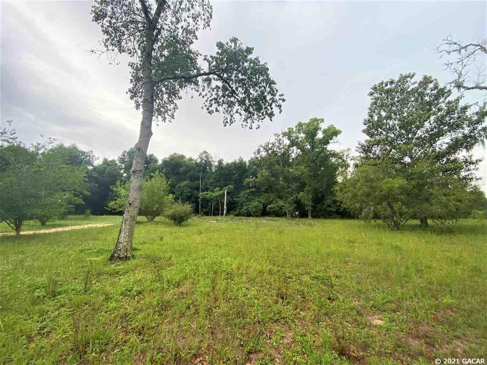 Vendido Recientemente: $33,000 (2.00 acres)