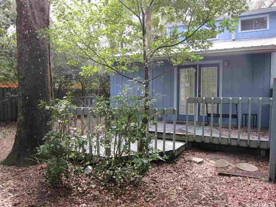 Recently Rented: $2,400 (4 beds, 2 baths, 2007 Square Feet)