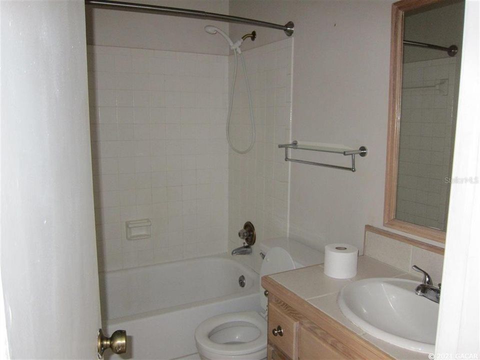 Недавно арендовано: $2,400 (4 спален, 2 ванн, 2007 Квадратных фут)
