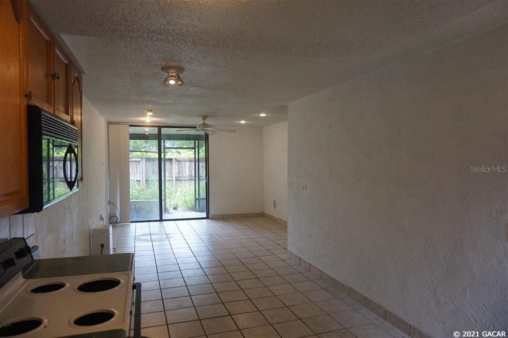 Recently Sold: $29,000 (1 beds, 1 baths, 808 Square Feet)