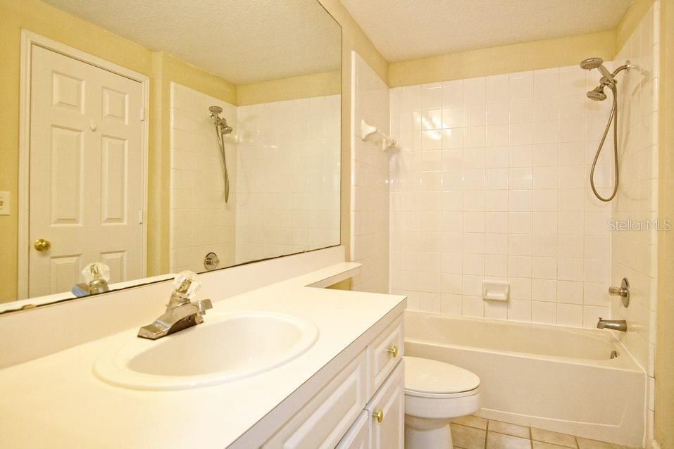 Недавно арендовано: $1,475 (2 спален, 2 ванн, 1041 Квадратных фут)