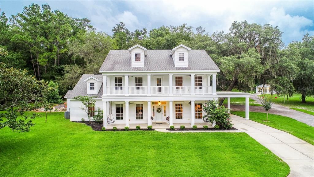 Recently Sold: $1,399,000 (5 beds, 3 baths, 3988 Square Feet)