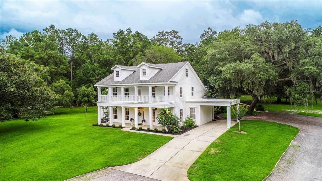 Recently Sold: $1,399,000 (5 beds, 3 baths, 3988 Square Feet)