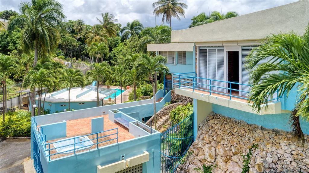 Vendido Recientemente: $2,400,000 (4 camas, 6 baños, 0 Pies cuadrados)