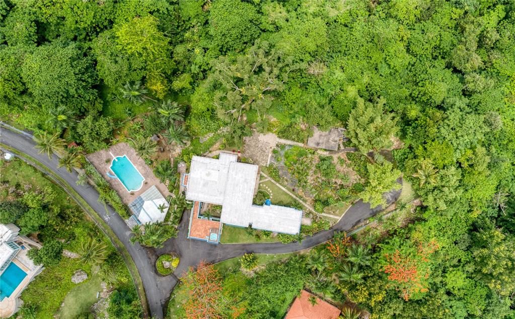 Vendido Recientemente: $2,400,000 (4 camas, 6 baños, 0 Pies cuadrados)