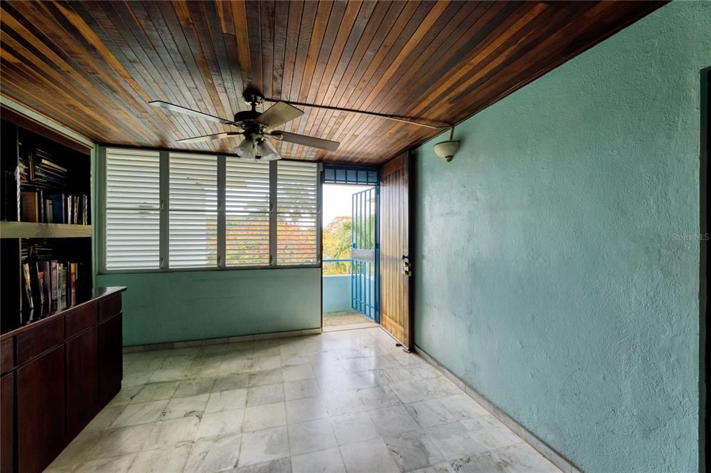 Vendido Recientemente: $2,400,000 (4 camas, 6 baños, 0 Pies cuadrados)