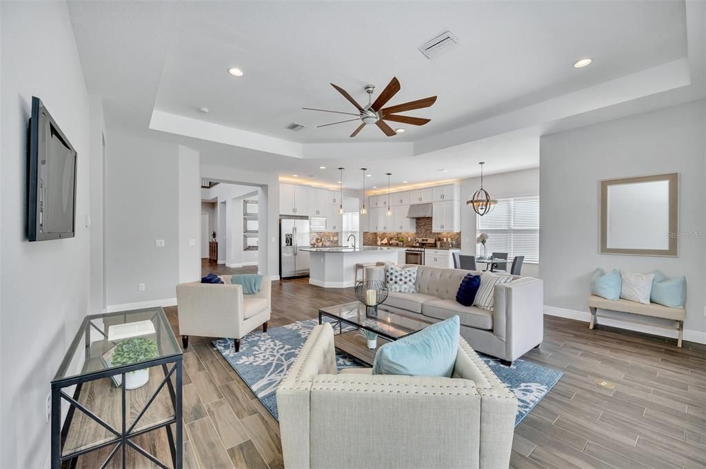 Recently Sold: $899,000 (4 beds, 4 baths, 3970 Square Feet)