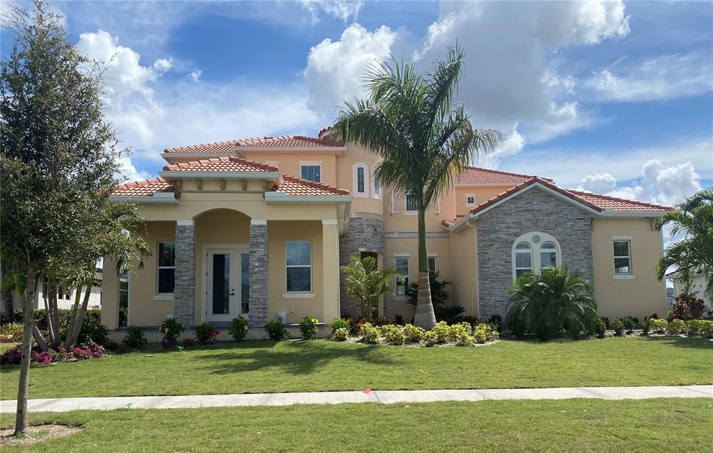 Recently Sold: $1,070,590 (6 beds, 6 baths, 5803 Square Feet)