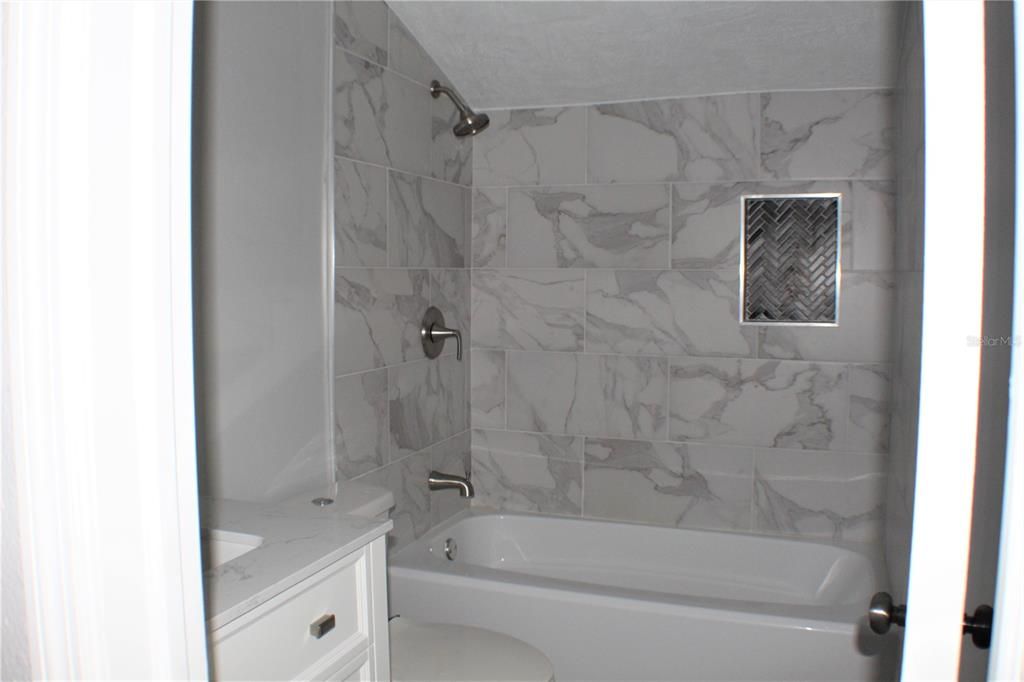 Недавно арендовано: $2,000 (3 спален, 2 ванн, 1968 Квадратных фут)