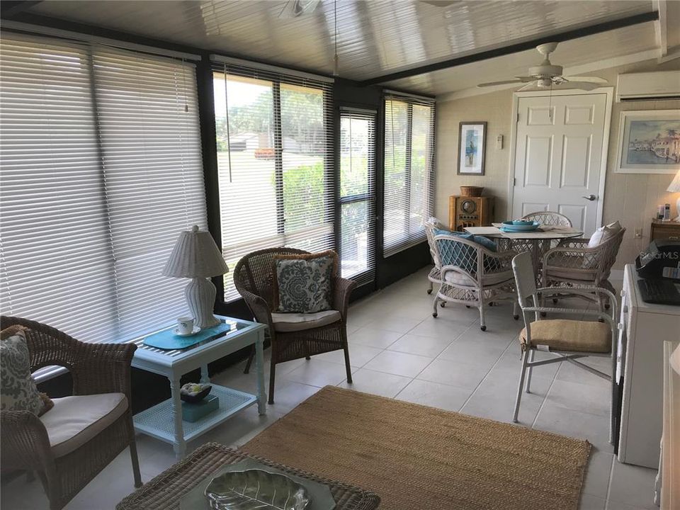 Recently Sold: $205,000 (2 beds, 2 baths, 1080 Square Feet)