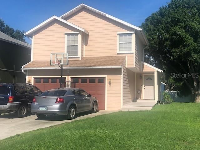 Recently Sold: $295,000 (3 beds, 2 baths, 1492 Square Feet)