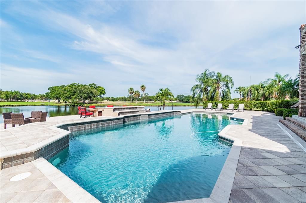 Recently Sold: $2,190,000 (4 beds, 5 baths, 5656 Square Feet)