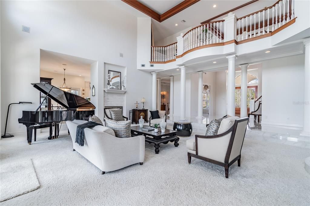 Recently Sold: $2,190,000 (4 beds, 5 baths, 5656 Square Feet)